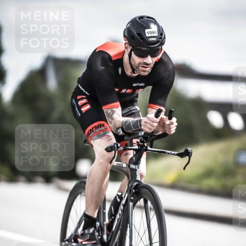 21.06.2026 - 29. Vierlanden-Triathlon H.Heesch http://msf.ph/oto/9924249 21.06.2026 13:07:11 Radfahren 1090 meine-sportfotos.de