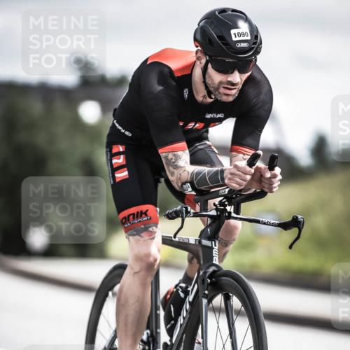 21.06.2026 - 29. Vierlanden-Triathlon H.Heesch http://msf.ph/oto/9924251 21.06.2026 13:07:11 Radfahren 1090 meine-sportfotos.de