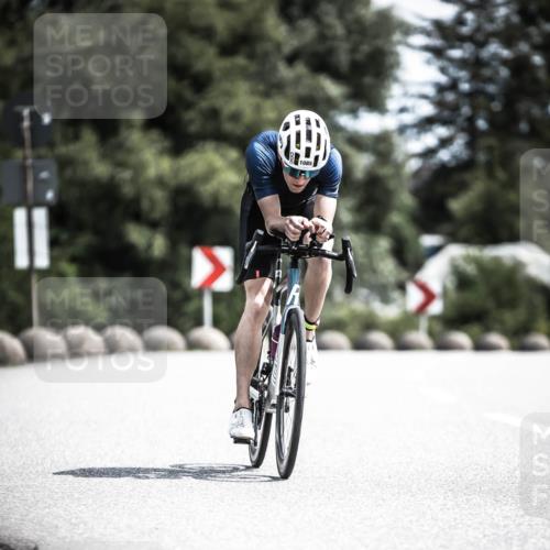 21.06.2026 - 29. Vierlanden-Triathlon H.Heesch http://msf.ph/oto/9924252 21.06.2026 13:07:30 Radfahren 1085 meine-sportfotos.de