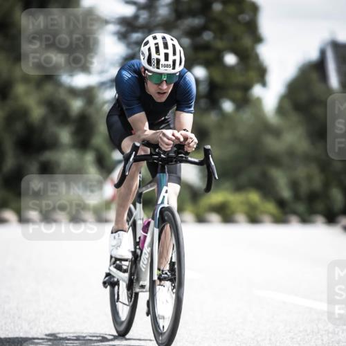 21.06.2026 - 29. Vierlanden-Triathlon H.Heesch http://msf.ph/oto/9924260 21.06.2026 13:07:31 Radfahren 1085 meine-sportfotos.de