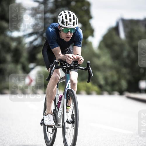 21.06.2026 - 29. Vierlanden-Triathlon H.Heesch http://msf.ph/oto/9924262 21.06.2026 13:07:31 Radfahren 1085 meine-sportfotos.de