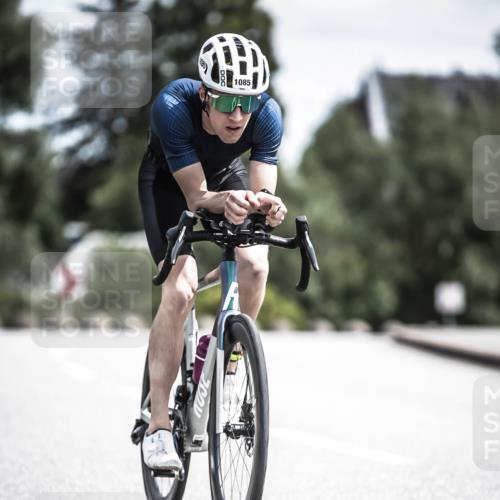 21.06.2026 - 29. Vierlanden-Triathlon H.Heesch http://msf.ph/oto/9924263 21.06.2026 13:07:31 Radfahren 1085 meine-sportfotos.de