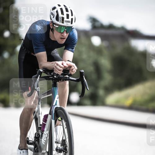 21.06.2026 - 29. Vierlanden-Triathlon H.Heesch http://msf.ph/oto/9924267 21.06.2026 13:07:31 Radfahren 1085 meine-sportfotos.de