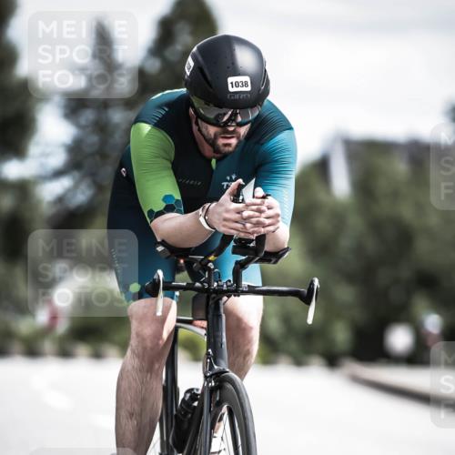 21.06.2026 - 29. Vierlanden-Triathlon H.Heesch http://msf.ph/oto/9924286 21.06.2026 13:08:03 Radfahren 1038 meine-sportfotos.de