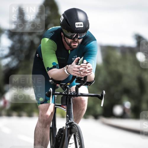 21.06.2026 - 29. Vierlanden-Triathlon H.Heesch http://msf.ph/oto/9924287 21.06.2026 13:08:03 Radfahren 1038 meine-sportfotos.de