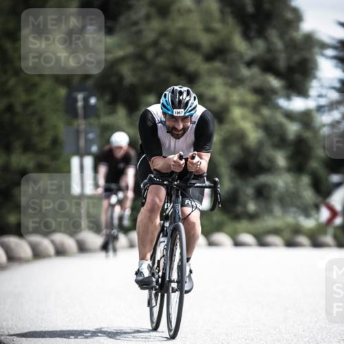 21.06.2026 - 29. Vierlanden-Triathlon H.Heesch http://msf.ph/oto/9924303 21.06.2026 13:08:12 Radfahren 1057 meine-sportfotos.de