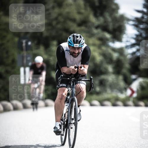 21.06.2026 - 29. Vierlanden-Triathlon H.Heesch http://msf.ph/oto/9924305 21.06.2026 13:08:12 Radfahren 1057 meine-sportfotos.de