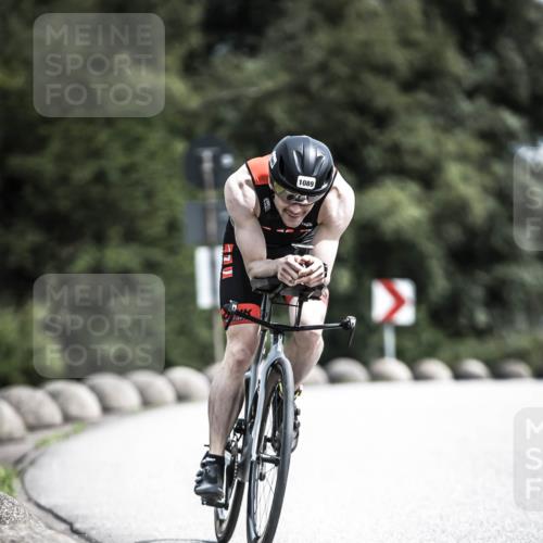 21.06.2026 - 29. Vierlanden-Triathlon H.Heesch http://msf.ph/oto/9924332 21.06.2026 13:08:25 Radfahren 1089 meine-sportfotos.de