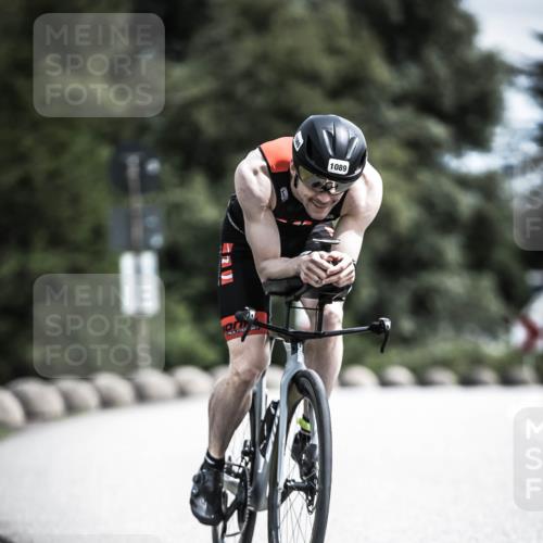 21.06.2026 - 29. Vierlanden-Triathlon H.Heesch http://msf.ph/oto/9924335 21.06.2026 13:08:25 Radfahren 1089 meine-sportfotos.de