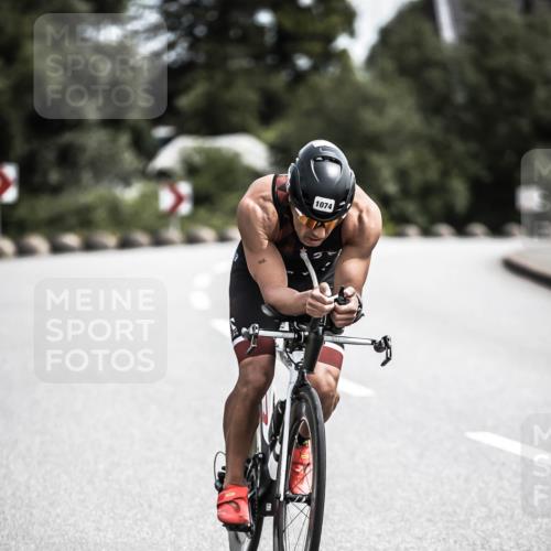 21.06.2026 - 29. Vierlanden-Triathlon H.Heesch http://msf.ph/oto/9924352 21.06.2026 13:08:50 Radfahren 1074 meine-sportfotos.de