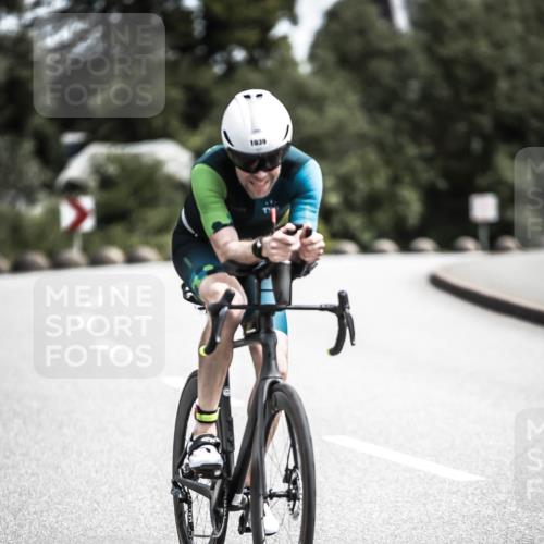 21.06.2026 - 29. Vierlanden-Triathlon H.Heesch http://msf.ph/oto/9924369 21.06.2026 13:13:26 Radfahren 1039 meine-sportfotos.de