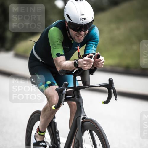 21.06.2026 - 29. Vierlanden-Triathlon H.Heesch http://msf.ph/oto/9924379 21.06.2026 13:13:26 Radfahren 11011, 1039 meine-sportfotos.de