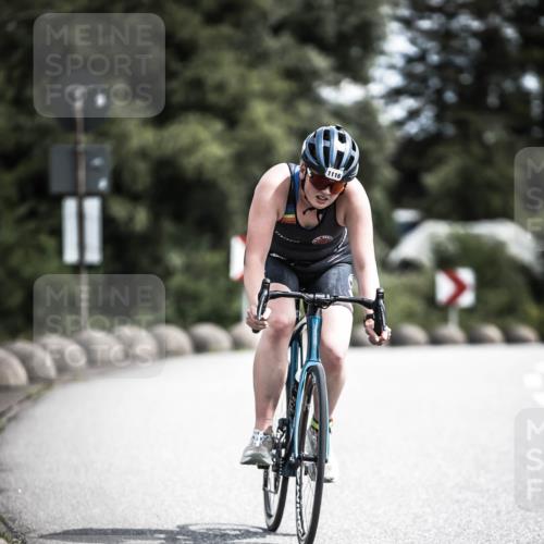 21.06.2026 - 29. Vierlanden-Triathlon H.Heesch http://msf.ph/oto/9924384 21.06.2026 13:13:50 Radfahren 1116 meine-sportfotos.de