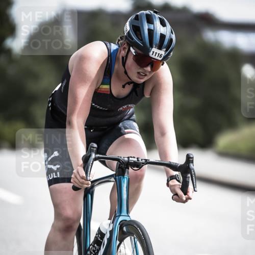 21.06.2026 - 29. Vierlanden-Triathlon H.Heesch http://msf.ph/oto/9924402 21.06.2026 13:13:51 Radfahren 1116 meine-sportfotos.de