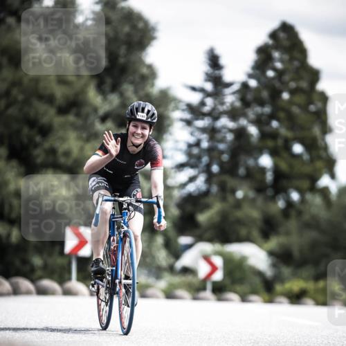 21.06.2026 - 29. Vierlanden-Triathlon H.Heesch http://msf.ph/oto/9924413 21.06.2026 13:14:17 Radfahren 1165 meine-sportfotos.de