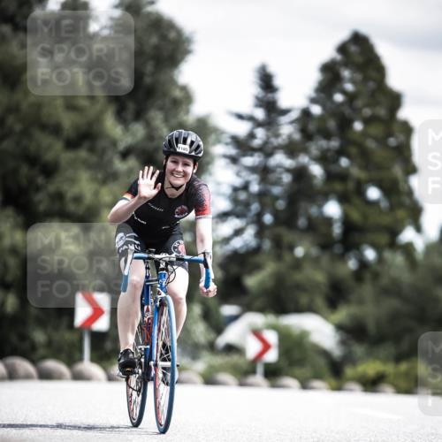 21.06.2026 - 29. Vierlanden-Triathlon H.Heesch http://msf.ph/oto/9924414 21.06.2026 13:14:17 Radfahren 1165 meine-sportfotos.de