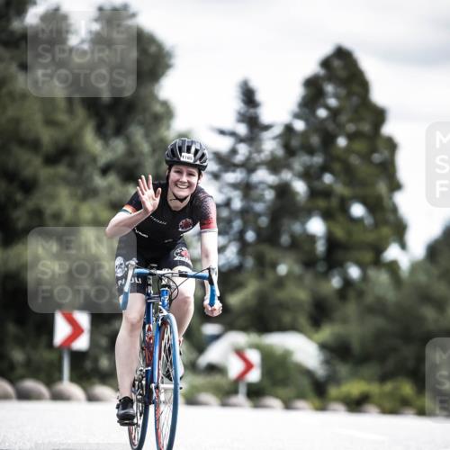 21.06.2026 - 29. Vierlanden-Triathlon H.Heesch http://msf.ph/oto/9924416 21.06.2026 13:14:17 Radfahren 1165 meine-sportfotos.de
