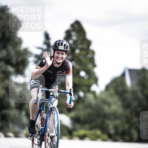 21.06.2026 - 29. Vierlanden-Triathlon H.Heesch http://msf.ph/oto/9924423 21.06.2026 13:14:18 Radfahren 1165 meine-sportfotos.de