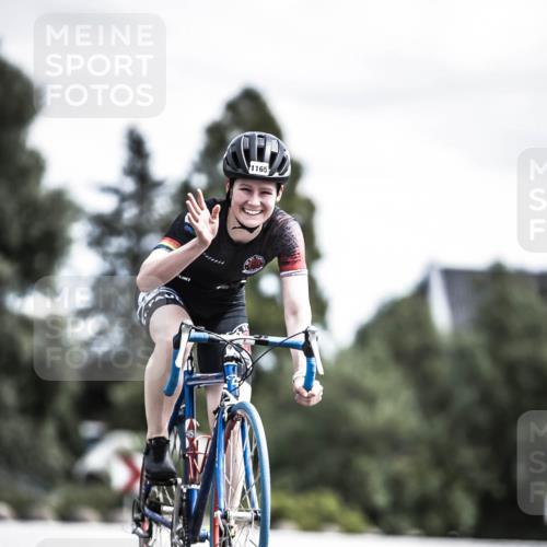 21.06.2026 - 29. Vierlanden-Triathlon H.Heesch http://msf.ph/oto/9924426 21.06.2026 13:14:18 Radfahren 1165 meine-sportfotos.de