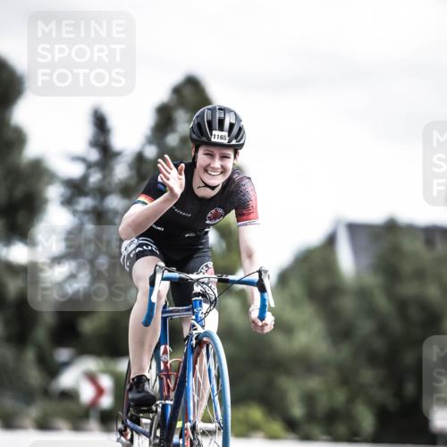 21.06.2026 - 29. Vierlanden-Triathlon H.Heesch http://msf.ph/oto/9924427 21.06.2026 13:14:18 Radfahren 1165 meine-sportfotos.de