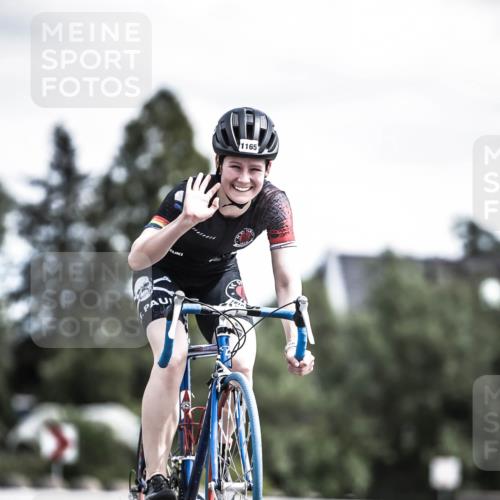 21.06.2026 - 29. Vierlanden-Triathlon H.Heesch http://msf.ph/oto/9924429 21.06.2026 13:14:18 Radfahren 1165 meine-sportfotos.de