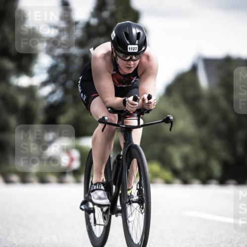 21.06.2026 - 29. Vierlanden-Triathlon H.Heesch http://msf.ph/oto/9924452 21.06.2026 13:14:34 Radfahren 1127 meine-sportfotos.de