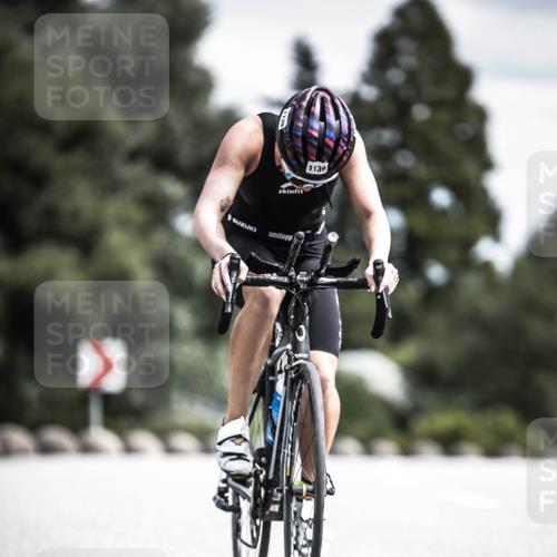 21.06.2026 - 29. Vierlanden-Triathlon H.Heesch http://msf.ph/oto/9924465 21.06.2026 13:14:45 Radfahren 1139 meine-sportfotos.de