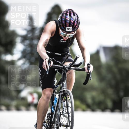 21.06.2026 - 29. Vierlanden-Triathlon H.Heesch http://msf.ph/oto/9924470 21.06.2026 13:14:46 Radfahren 1139 meine-sportfotos.de