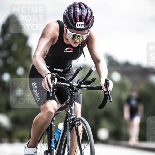 21.06.2026 - 29. Vierlanden-Triathlon H.Heesch http://msf.ph/oto/9924474 21.06.2026 13:14:46 Radfahren 1139 meine-sportfotos.de