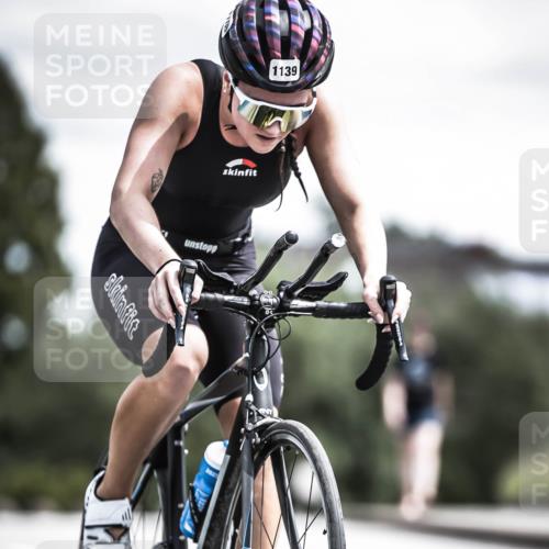 21.06.2026 - 29. Vierlanden-Triathlon H.Heesch http://msf.ph/oto/9924475 21.06.2026 13:14:46 Radfahren 1139 meine-sportfotos.de