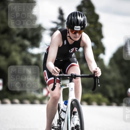 21.06.2026 - 29. Vierlanden-Triathlon H.Heesch http://msf.ph/oto/9924495 21.06.2026 13:15:12 Radfahren 1103 meine-sportfotos.de