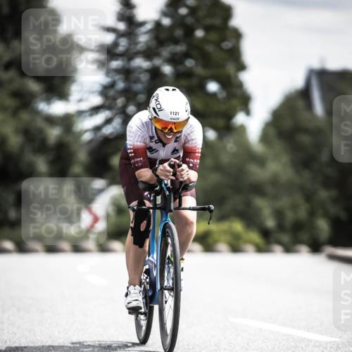21.06.2026 - 29. Vierlanden-Triathlon H.Heesch http://msf.ph/oto/9924504 21.06.2026 13:15:19 Radfahren 1121 meine-sportfotos.de