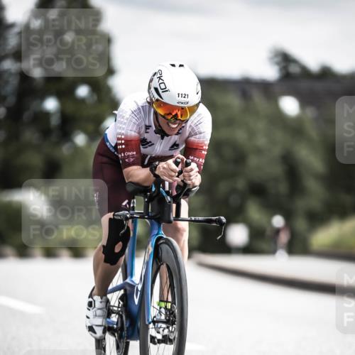 21.06.2026 - 29. Vierlanden-Triathlon H.Heesch http://msf.ph/oto/9924511 21.06.2026 13:15:20 Radfahren 1121 meine-sportfotos.de