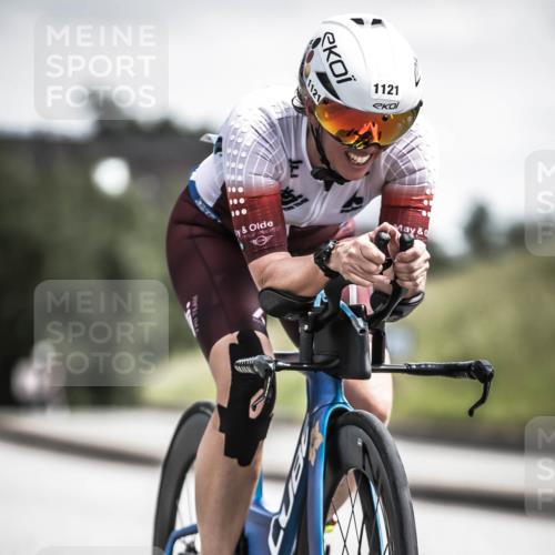 21.06.2026 - 29. Vierlanden-Triathlon H.Heesch http://msf.ph/oto/9924519 21.06.2026 13:15:20 Radfahren 100, 100, 1121, 1121, 100 meine-sportfotos.de