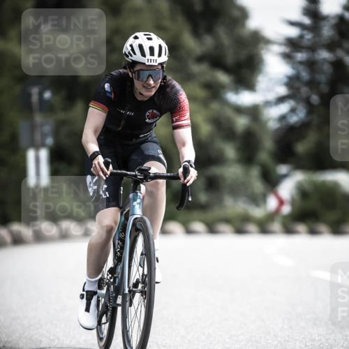 21.06.2026 - 29. Vierlanden-Triathlon H.Heesch http://msf.ph/oto/9924529 21.06.2026 13:15:30 Radfahren 1111 meine-sportfotos.de
