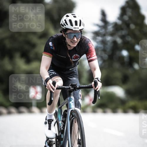 21.06.2026 - 29. Vierlanden-Triathlon H.Heesch http://msf.ph/oto/9924535 21.06.2026 13:15:31 Radfahren 1111 meine-sportfotos.de