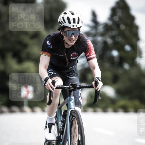 21.06.2026 - 29. Vierlanden-Triathlon H.Heesch http://msf.ph/oto/9924536 21.06.2026 13:15:31 Radfahren 1111 meine-sportfotos.de