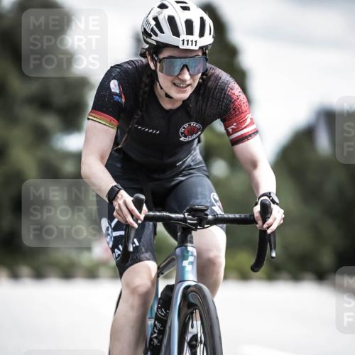 21.06.2026 - 29. Vierlanden-Triathlon H.Heesch http://msf.ph/oto/9924540 21.06.2026 13:15:31 Radfahren 1111 meine-sportfotos.de