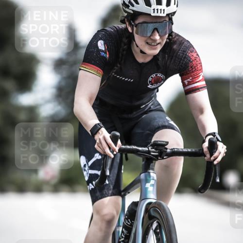 21.06.2026 - 29. Vierlanden-Triathlon H.Heesch http://msf.ph/oto/9924542 21.06.2026 13:15:31 Radfahren 1111 meine-sportfotos.de