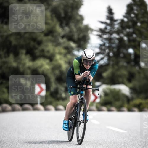 21.06.2026 - 29. Vierlanden-Triathlon H.Heesch http://msf.ph/oto/9924546 21.06.2026 13:15:42 Radfahren 1123 meine-sportfotos.de