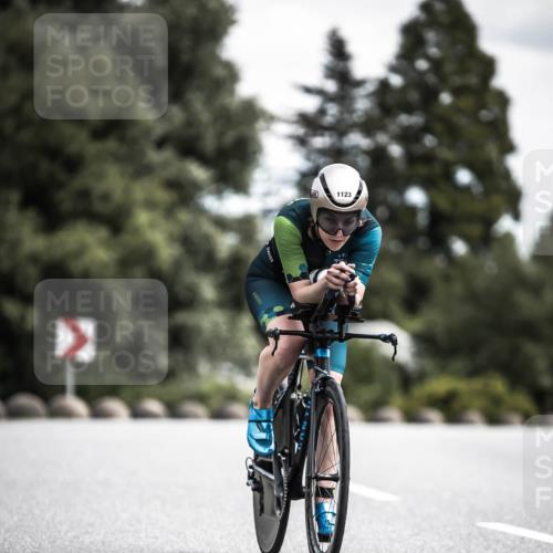 21.06.2026 - 29. Vierlanden-Triathlon H.Heesch http://msf.ph/oto/9924550 21.06.2026 13:15:42 Radfahren 1123 meine-sportfotos.de