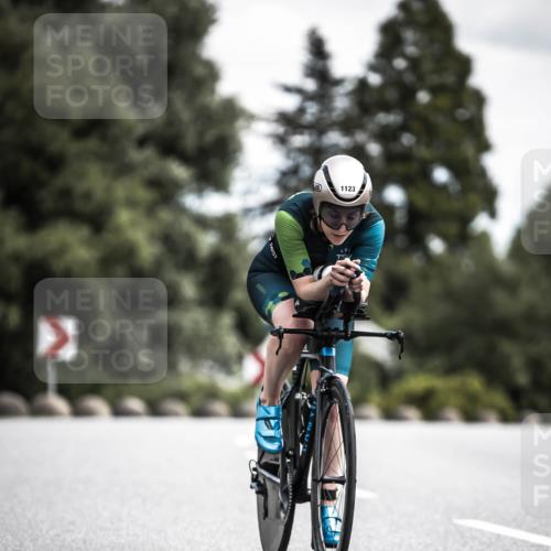 21.06.2026 - 29. Vierlanden-Triathlon H.Heesch http://msf.ph/oto/9924551 21.06.2026 13:15:42 Radfahren 1123 meine-sportfotos.de