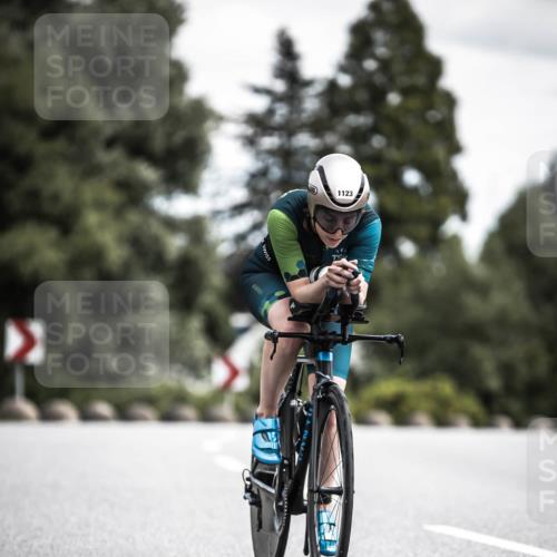 21.06.2026 - 29. Vierlanden-Triathlon H.Heesch http://msf.ph/oto/9924552 21.06.2026 13:15:42 Radfahren 1123 meine-sportfotos.de