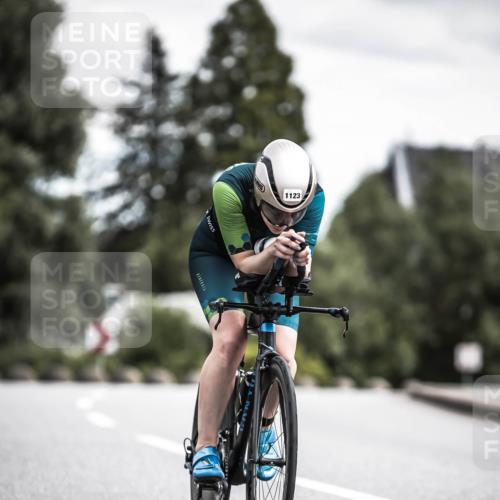 21.06.2026 - 29. Vierlanden-Triathlon H.Heesch http://msf.ph/oto/9924555 21.06.2026 13:15:42 Radfahren 1123 meine-sportfotos.de