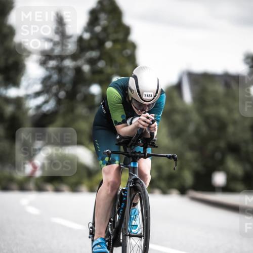 21.06.2026 - 29. Vierlanden-Triathlon H.Heesch http://msf.ph/oto/9924556 21.06.2026 13:15:43 Radfahren 1123 meine-sportfotos.de