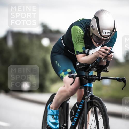 21.06.2026 - 29. Vierlanden-Triathlon H.Heesch http://msf.ph/oto/9924564 21.06.2026 13:15:43 Radfahren 1123 meine-sportfotos.de