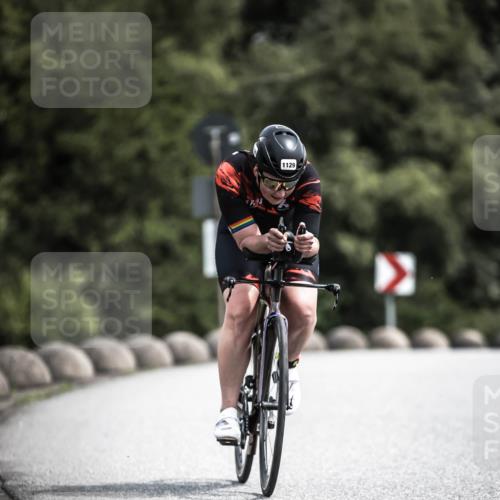 21.06.2026 - 29. Vierlanden-Triathlon H.Heesch http://msf.ph/oto/9924640 21.06.2026 13:16:17 Radfahren 70, 1129 meine-sportfotos.de
