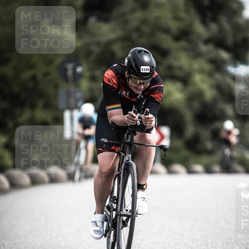 21.06.2026 - 29. Vierlanden-Triathlon H.Heesch http://msf.ph/oto/9924645 21.06.2026 13:16:17 Radfahren 1129 meine-sportfotos.de