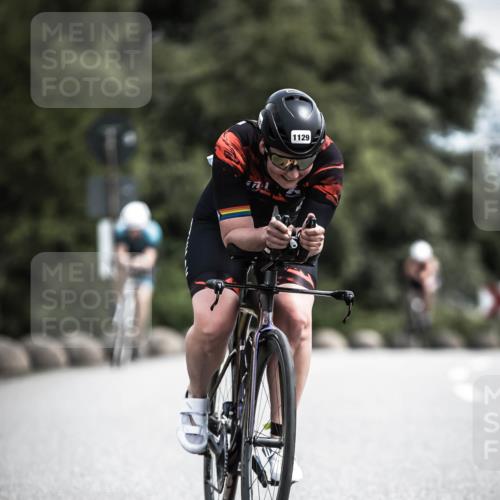 21.06.2026 - 29. Vierlanden-Triathlon H.Heesch http://msf.ph/oto/9924647 21.06.2026 13:16:17 Radfahren 1129 meine-sportfotos.de