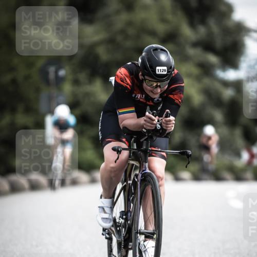 21.06.2026 - 29. Vierlanden-Triathlon H.Heesch http://msf.ph/oto/9924648 21.06.2026 13:16:17 Radfahren 1129 meine-sportfotos.de